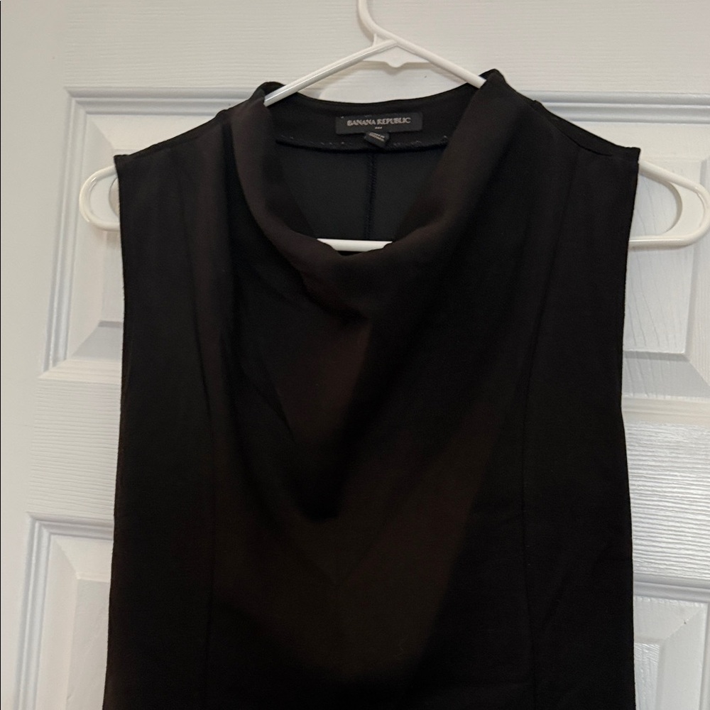 Banana Republic Black Sleeveless Cowl Neck Skirt